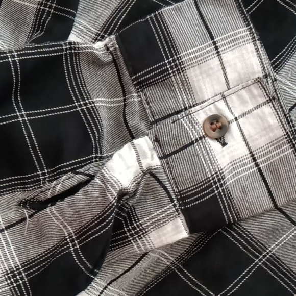 Divided's Plaid Long Sleeve Button Up - Picture 5 of 5